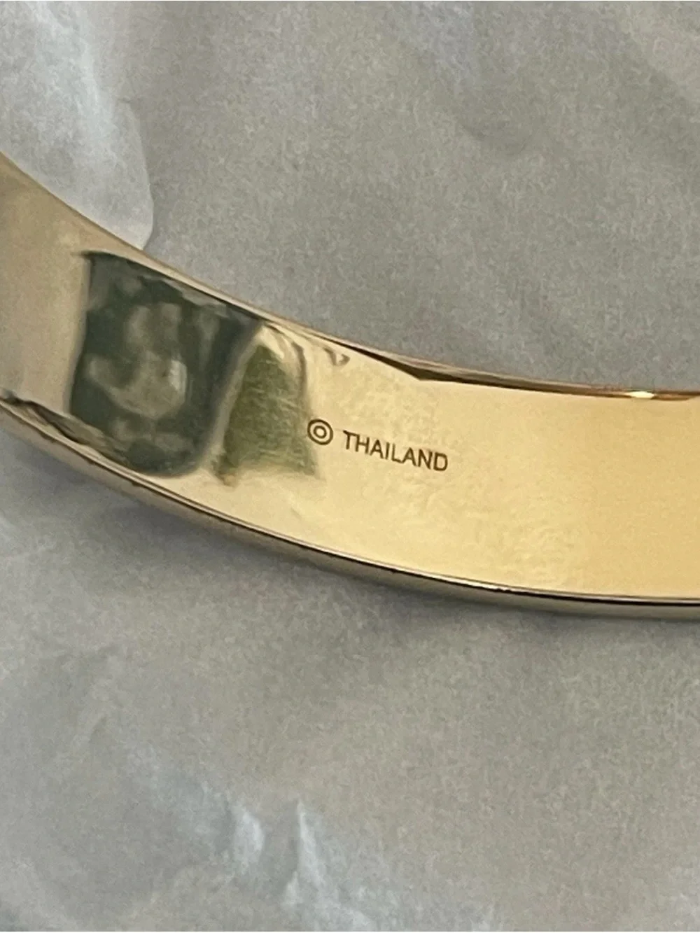 Coach Enamel logo gold tone Signature Bangle bracelet NWT